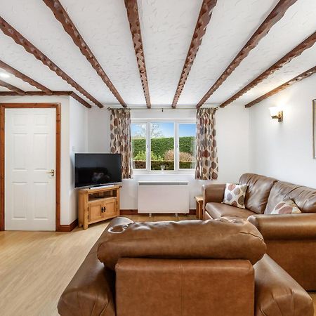 Crylla Valley Cottages - Access To Pool, Gym, Spa And More Saltash Bilik gambar