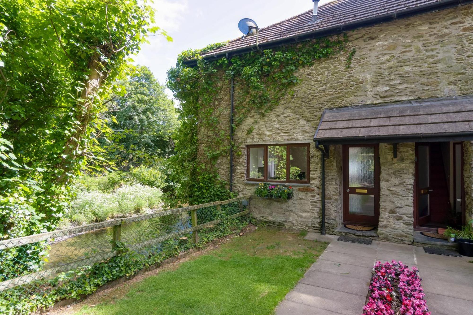 Crylla Valley Cottages - Access To Pool, Gym, Spa And More Saltash Bilik gambar